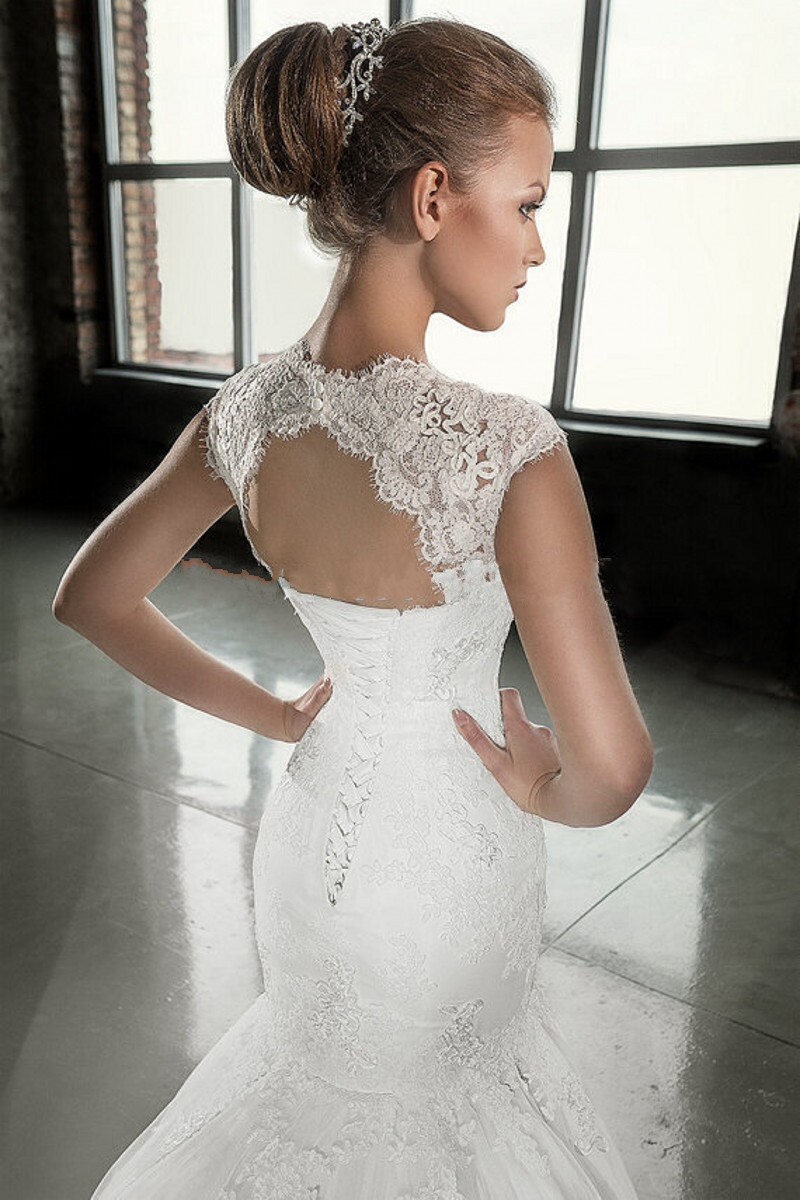 keyhole-open-back-mermaid-lace-wedding-dress-bridal-gown-on-luulla